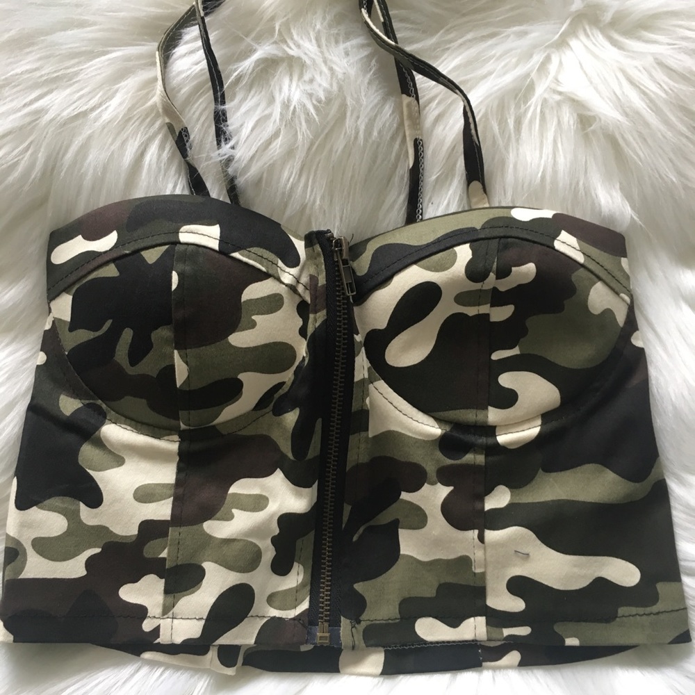 Camo top